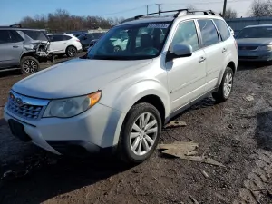 Subaru Forester 2.5X PREMIUM 2.5L 4 2012