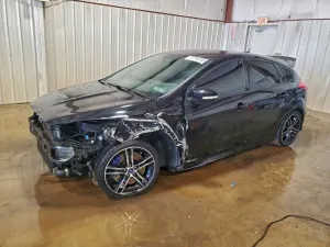 Ford Focus ST 2.0L 4 2016