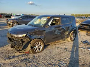 Kia Soul LX 2.0L 4 2022
