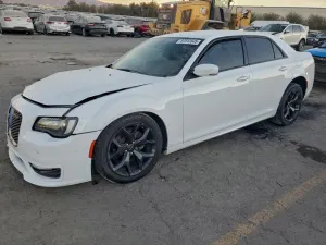Chrysler 300 3.6L 6 2021