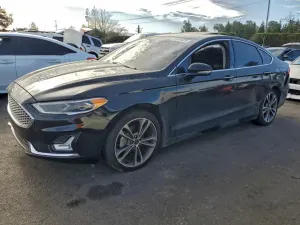 Ford Fusion TITANIUM 2.0L 4 2019