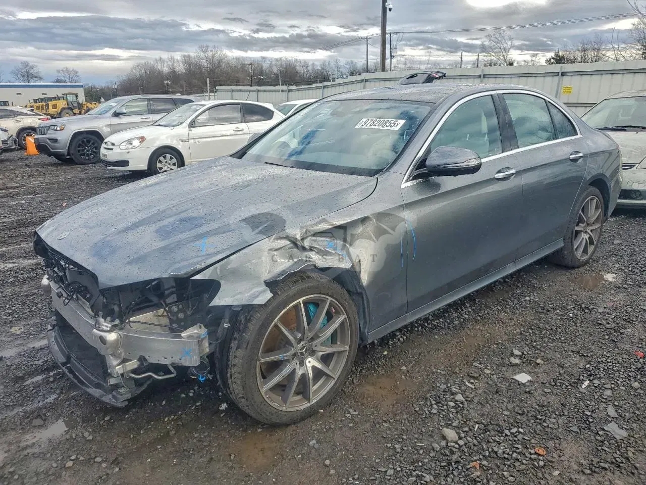 Mercedes-Benz E 350 4MATIC 2.0L 4 2023