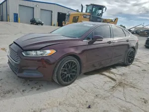 Ford Fusion SE 2.5L 4 2013