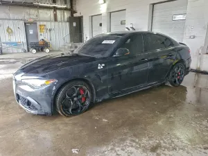 Alfa Romeo Giulia QUADRIFOGLIO 2.9L 6 2017