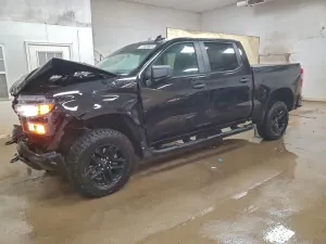 Chevrolet Silverado 1500 K1500 TRAIL BOSS CUSTOM 5.3L 8 2024