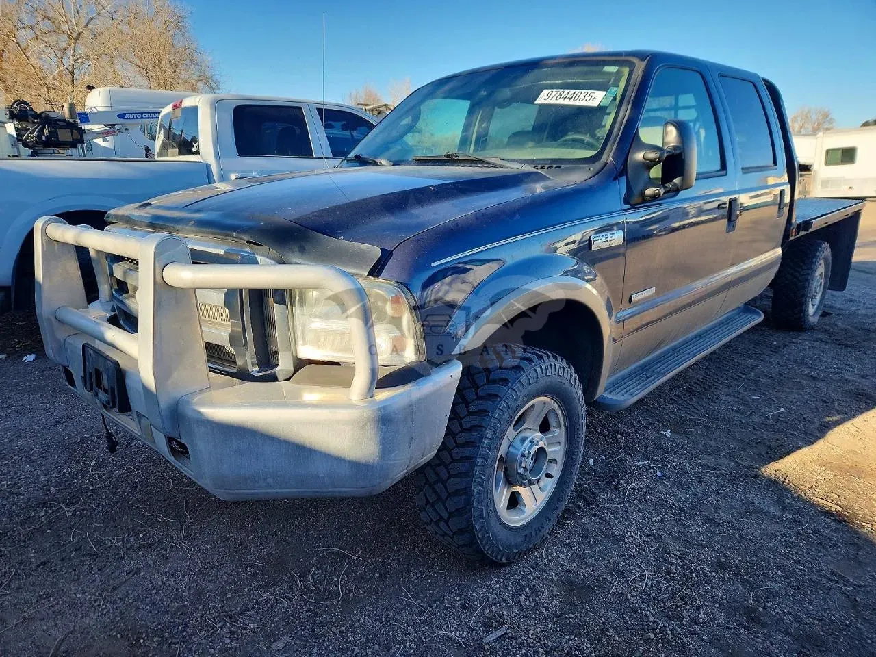 Ford F-350 SRW SUPER DUTY 6.0L 8 2005
