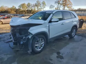 Kia Sorento LX 2.4L 4 2015