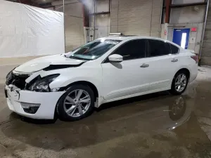 Nissan Altima 2.5L 4 2015