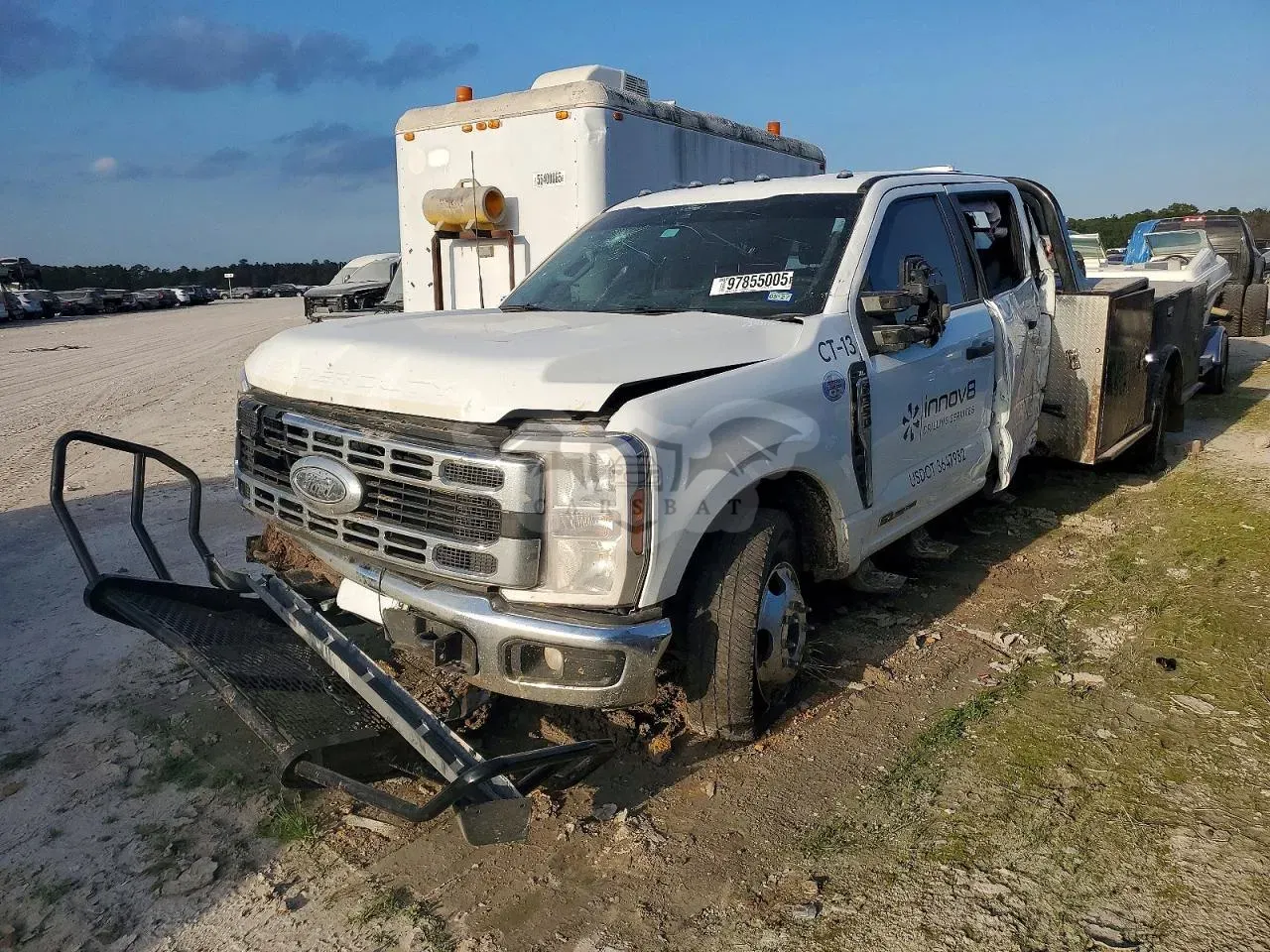 Ford F-350 SUPER DUTY 6.7L 8 2025