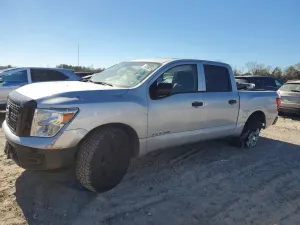 Nissan Titan S 5.6L 8 2018