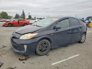 Toyota Prius 1.8L 4 2015