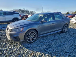 Volkswagen Passat R-LINE 1.8L 4 2017
