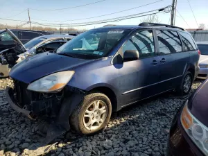 Toyota Sienna CE 3.3L 6 2004