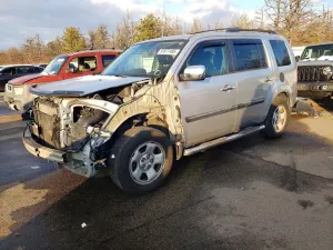 Honda Pilot LX 3.5L 6 2015