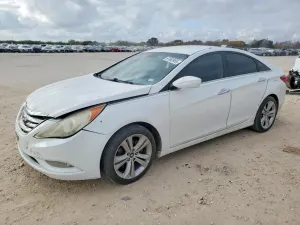 Hyundai Sonata SE 2.4L 4 2011