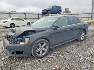 Volkswagen Passat SE 2.5L 5 2012
