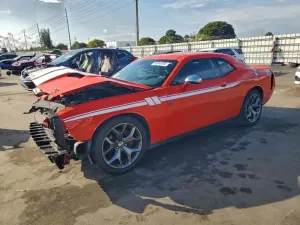 Dodge Challenger SXT 3.6L 6 2016