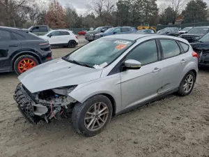 Ford Focus SE 2.0L 4 2015