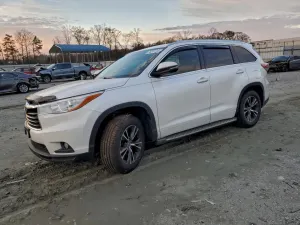 Toyota Highlander XLE 3.5L 6 2016