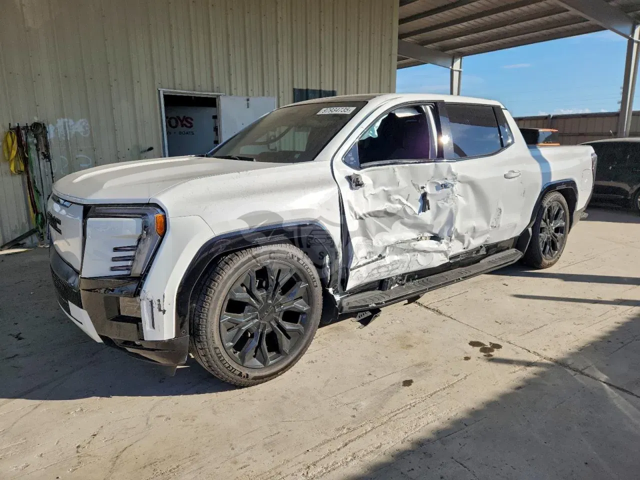 GMC Sierra DENALI 2025