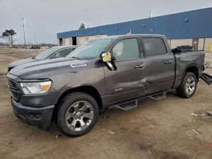 RAM 1500 BIG HORN/LONE STAR 5.7L 8 2019