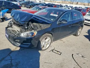 Volvo V60 PLATINUM 2.5L 5 2015
