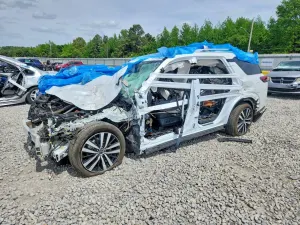 Nissan Pathfinder PLATINUM 3.5L 6 2025