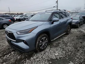 Toyota Highlander XLE 3.5L 6 2021