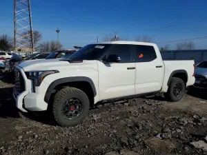 Toyota Tundra CREWMAX LIMITED 3.4L 6 2023