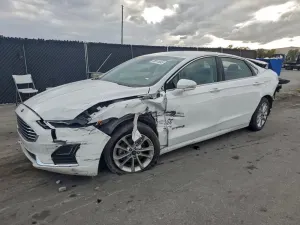 Ford Fusion 2.0L 4 2019