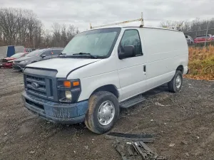 Ford Econoline E250 VAN 5.4L 8 2014