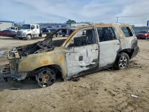 GMC Yukon 6.2L 8 2017