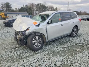 Nissan Pathfinder S 3.5L 6 2019