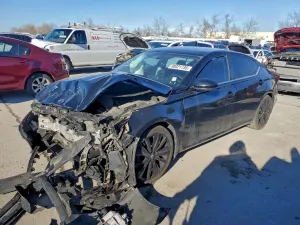 Nissan Altima SR 2.5L 4 2019
