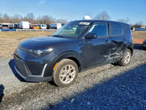 Kia Soul LX 2.0L 4 2024