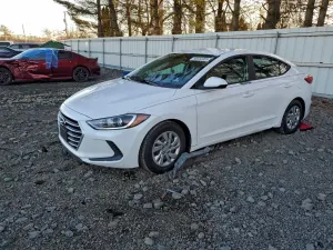 Hyundai Elantra SE 2.0L 4 2017