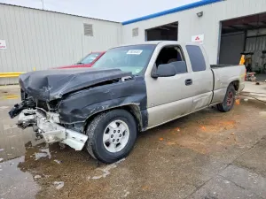 Chevrolet Silverado 1500 C1500 4.8L 8 2003
