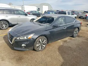 Nissan Altima SL 2.5L 4 2019