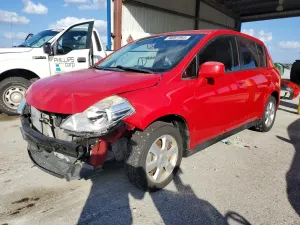 Nissan Versa S 1.8L 4 2012
