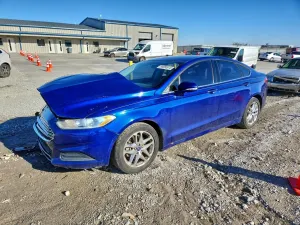 Ford Fusion SE 2.5L 4 2013