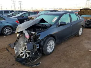 Toyota Camry LE 2.5L 4 2017