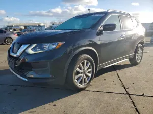 Nissan Rogue S 2.5L 4 2017