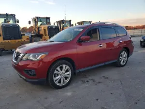 Nissan Pathfinder S 3.5L 6 2019
