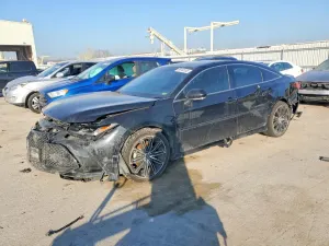 Toyota Avalon XLE 3.5L 6 2019