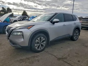 Nissan Rogue SV 2.5L 4 2021