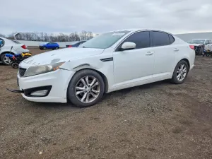 Kia Optima LX 2.4L 4 2012