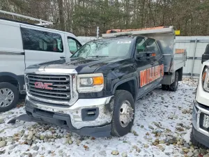GMC Sierra K3500 6.6L 8 2015