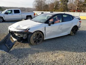 Toyota Camry XSE 2.5L 4 2025