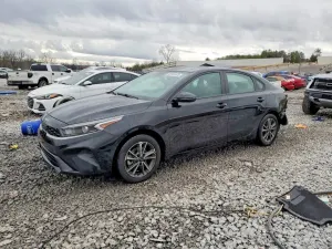 Kia Cerato / Forte / K3 LX 2.0L 4 2023