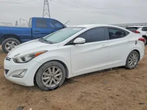 Hyundai Elantra SE 1.8L 4 2014